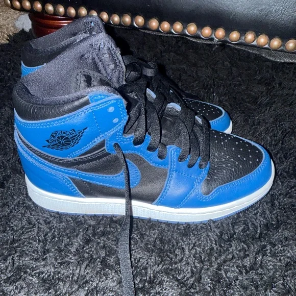 Jordan 1 Retro High OG Dark Marina Blue GS - Picture 4 of 5